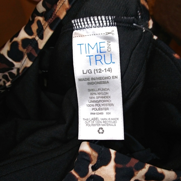 Time And Tru Sexy Keyhole Front Leopard Print One Piece Swimsuit - Picture 11 of 15